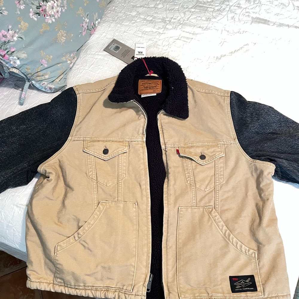 Levi's Tan and Black Bomber Jacket with Color-Block Design